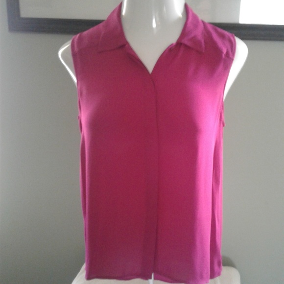 💕 Theory 💯% Silk Button Down Blouse 💕 - Picture 7 of 8